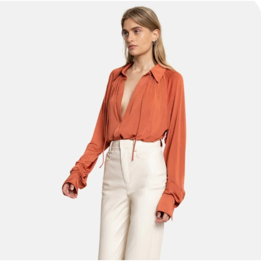 A.L.C. Ash Top Firenze Blouse Women M Plunge V-Neck Orange Luxury Flowy Elevated